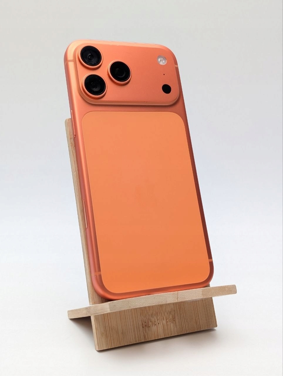 Apple iPhone 17 Pro Max 256 GB Kosmiczny pomarańcz | eSim | bateria 100% (Powystawowy)