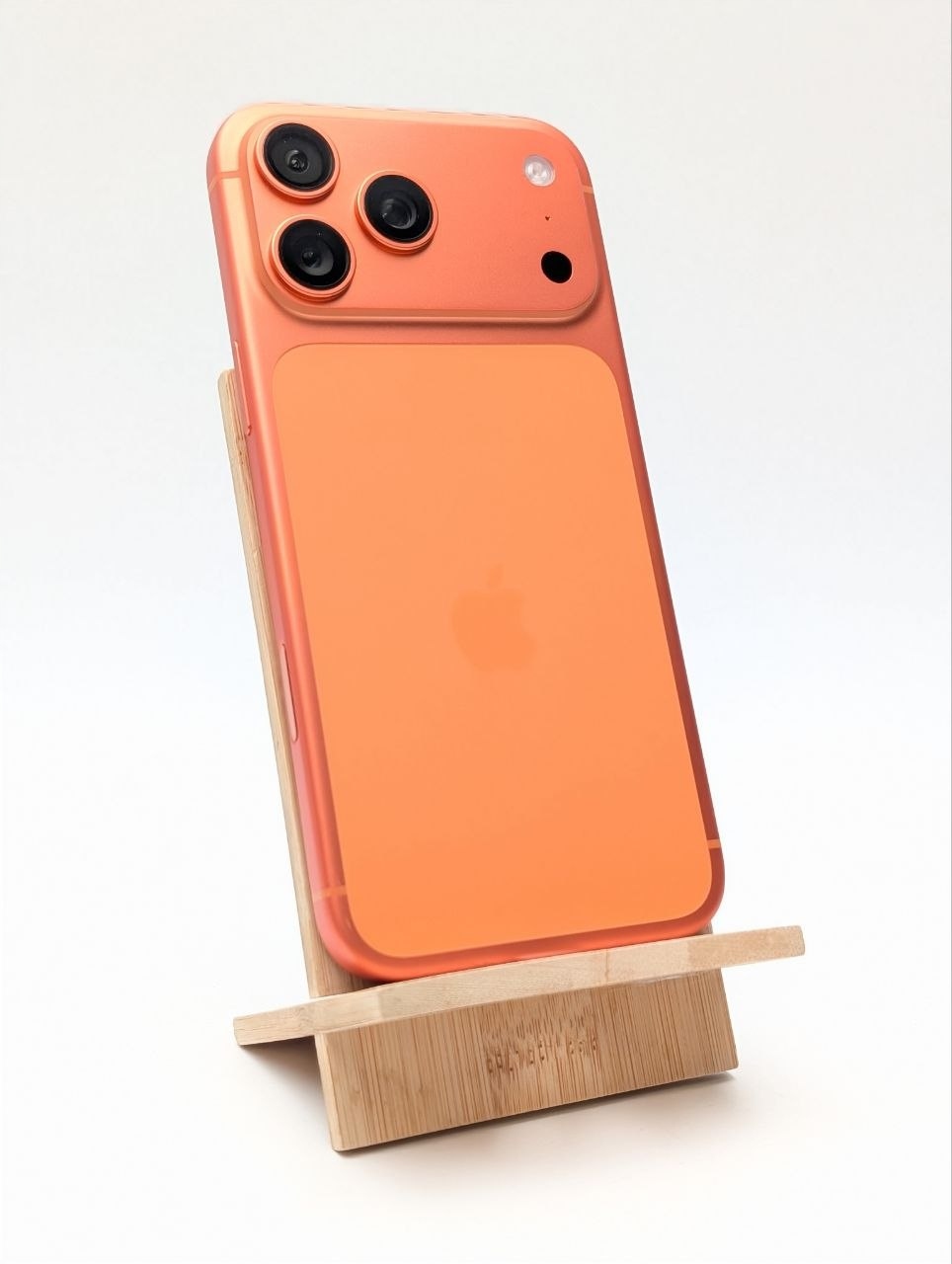 Apple iPhone 17 Pro Max 256 GB Kosmiczny pomarańcz | eSim | bateria 100% (Powystawowy)