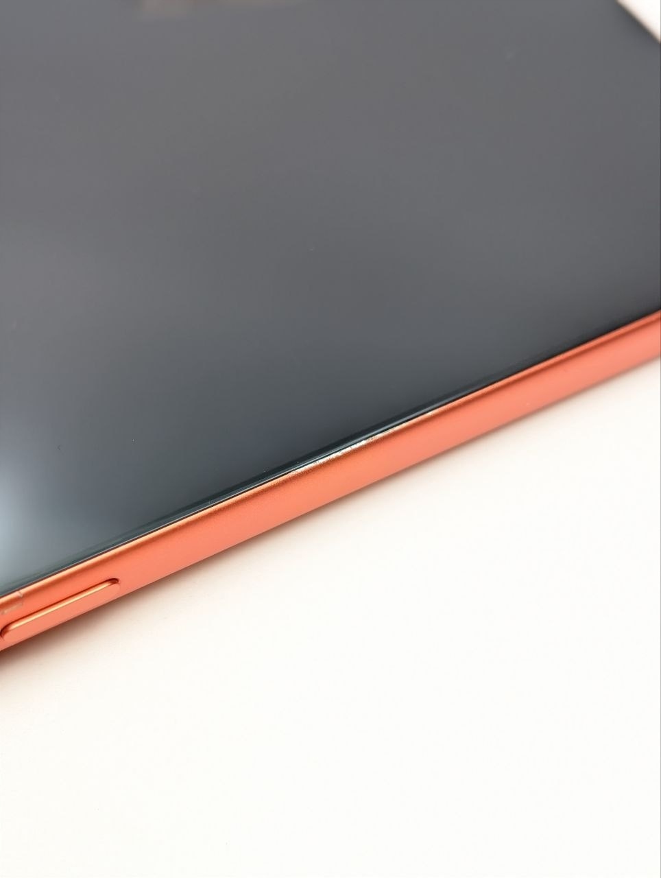 Apple iPhone 17 Pro Max 256 GB Kosmiczny pomarańcz | eSim | bateria 100% (Powystawowy)