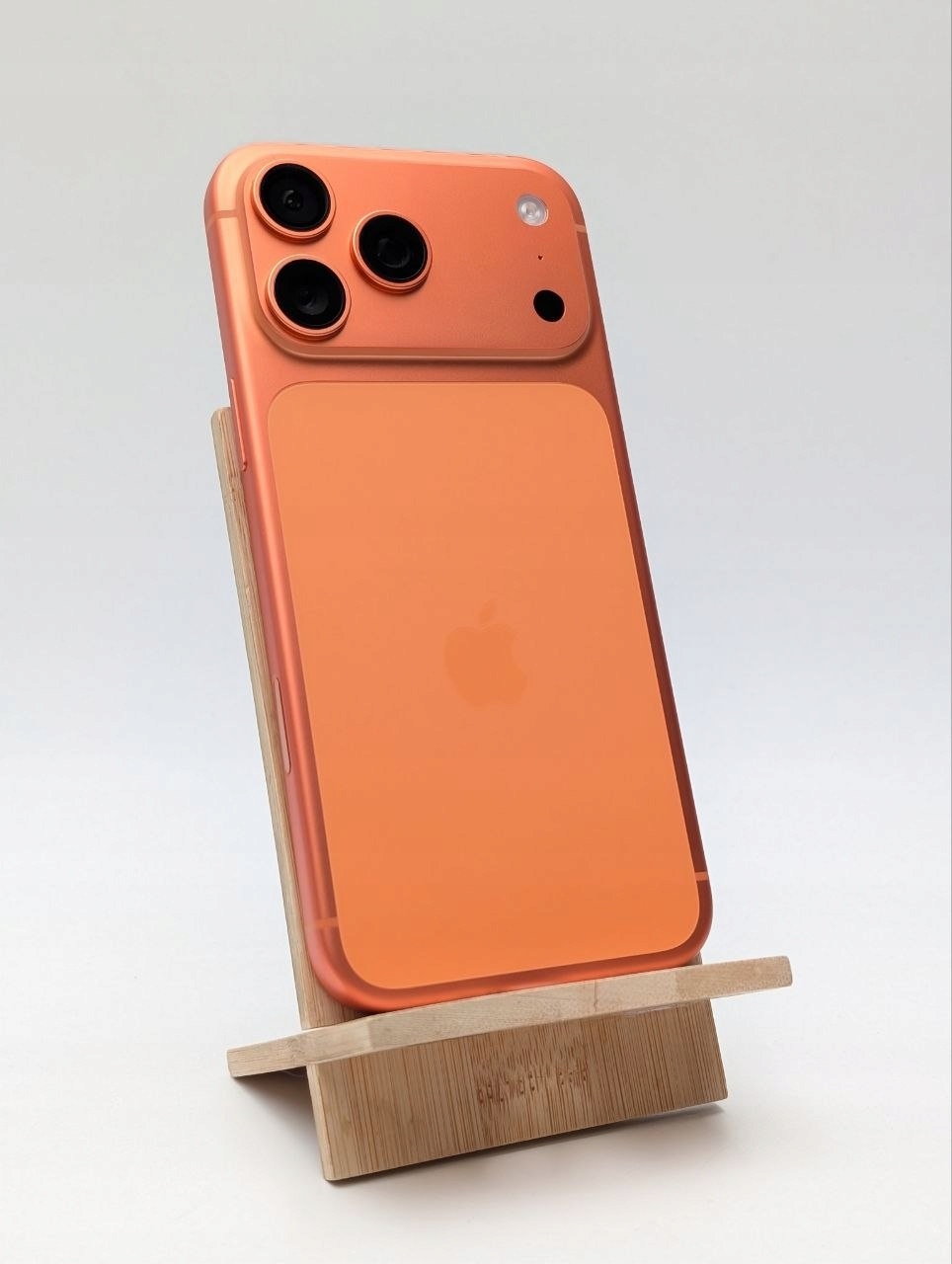 Apple iPhone 17 Pro Max 256 GB Kosmiczny pomarańcz | eSim | bateria 100% (Powystawowy)