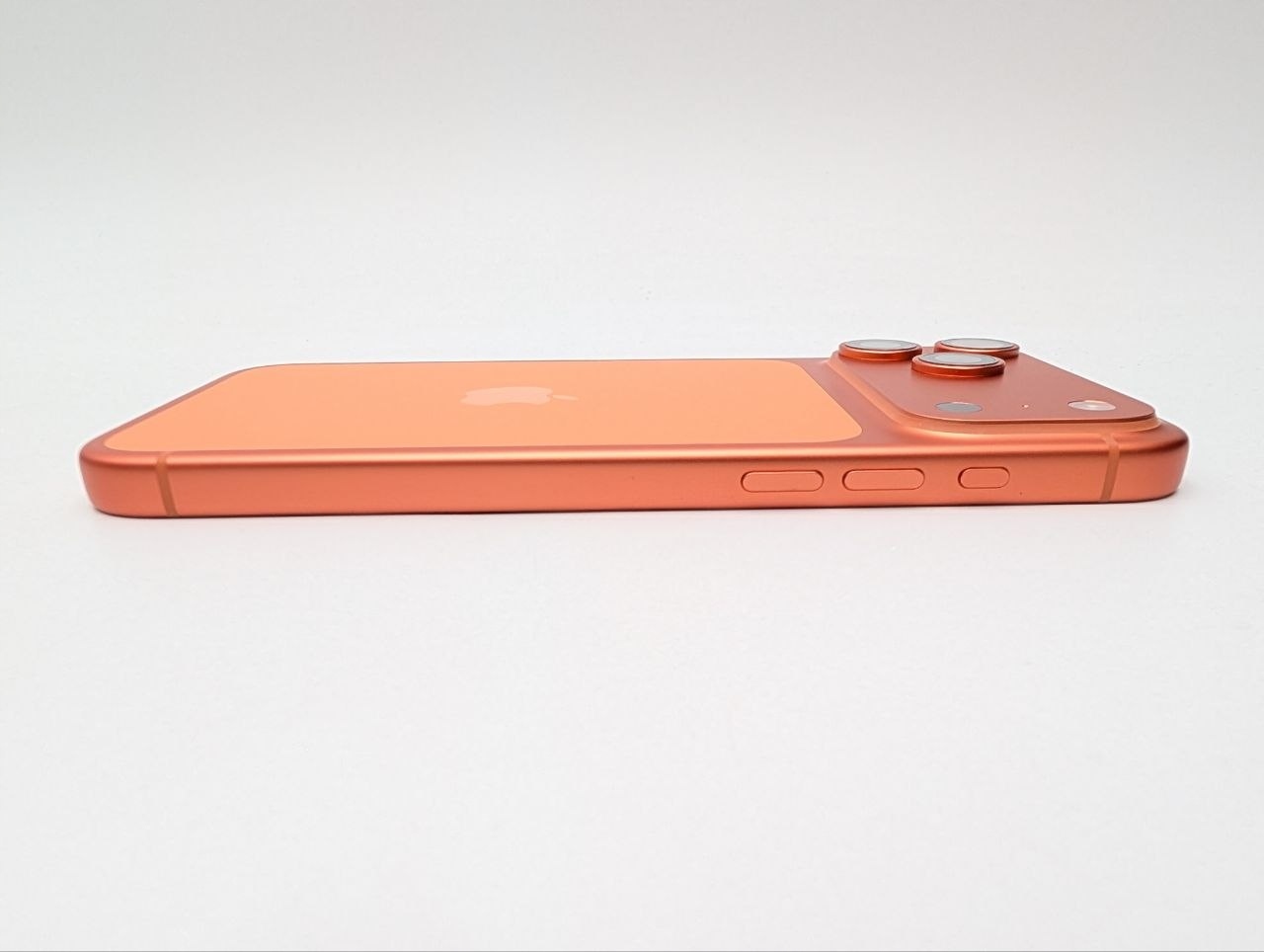 Apple iPhone 17 Pro Max 256 GB Kosmiczny pomarańcz | eSim | bateria 100% (Powystawowy)