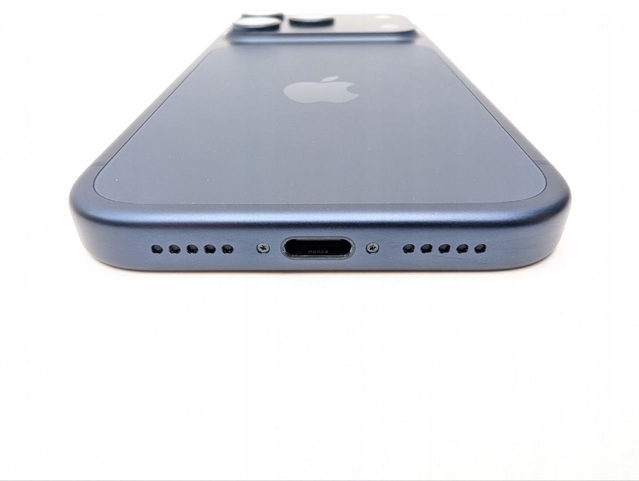 Apple iPhone 17 Pro 256 GB Głębinowy błękit | eSim | bateria 100% (Powystawowy)