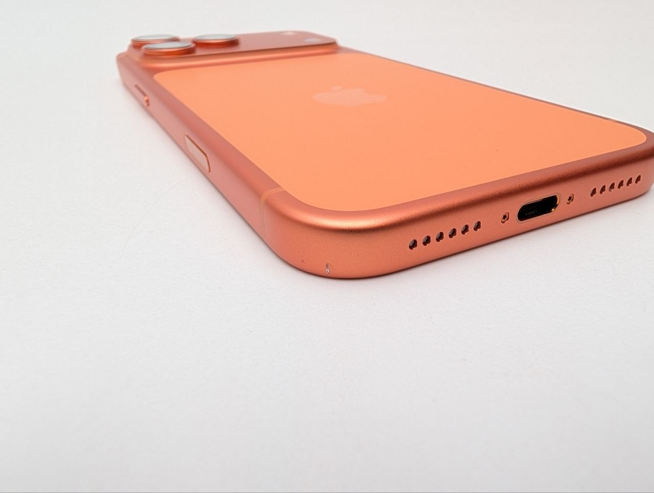 Apple iPhone 17 Pro Max 512 GB Kosmiczny pomarańcz | eSim | bateria 100% (Powystawowy)