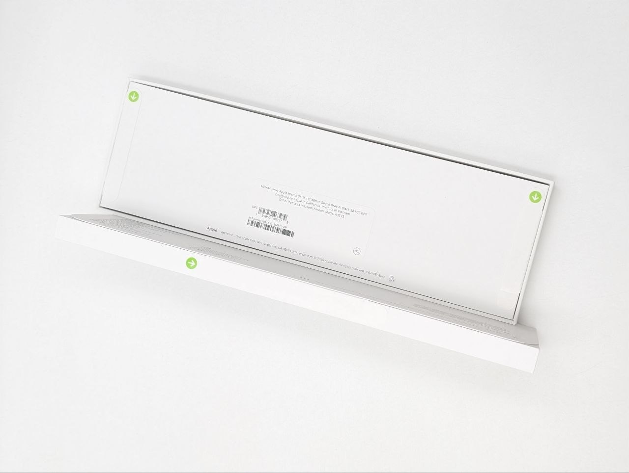 Apple Watch Series 11 GPS 46mm Gwiezdna Szarość z paskiem M/L | Nowy (Powystawowy)