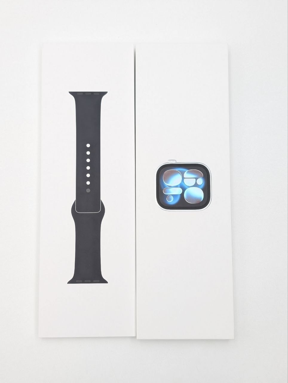 Apple Watch Series 11 GPS 46mm Gwiezdna Szarość z paskiem M/L | Nowy (Powystawowy)