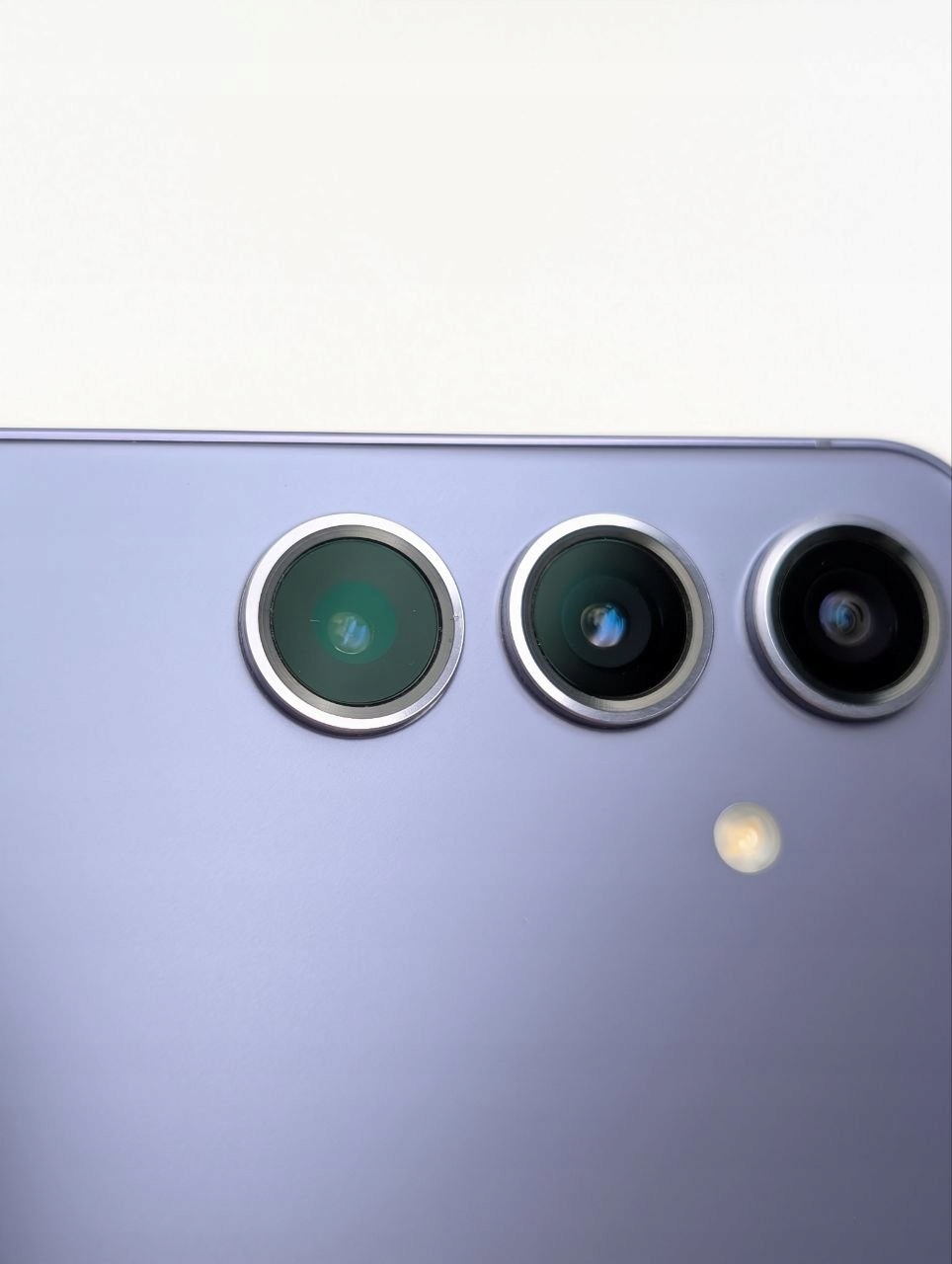 Samsung Galaxy S24 128GB Fioletowy (Powystawowy)