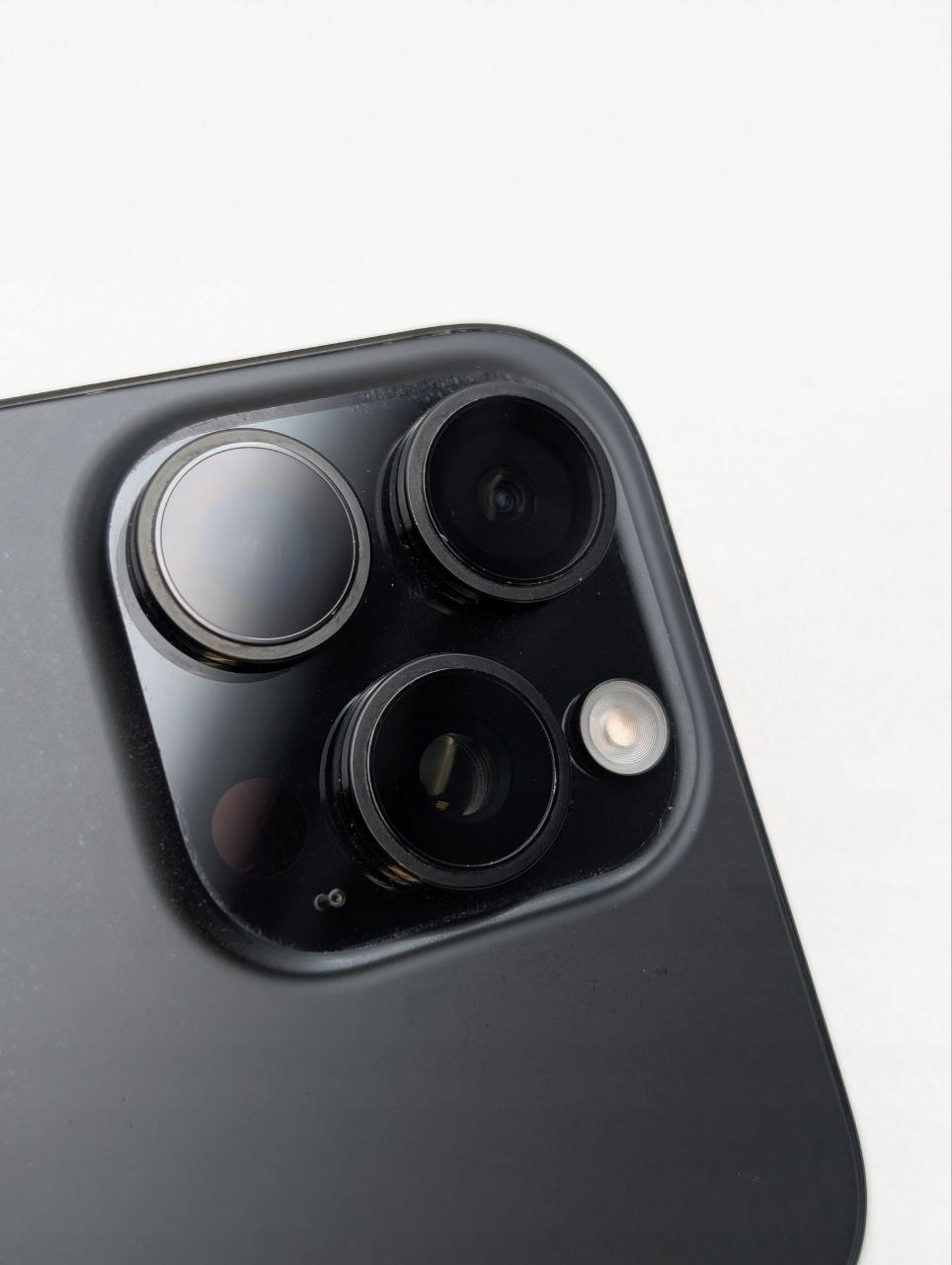 Apple iPhone 16 Pro Max 256GB Tytan Czarny (Używany)