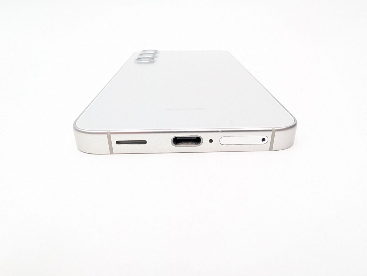 Samsung Galaxy S24 128GB srebrny (Powystawowy)