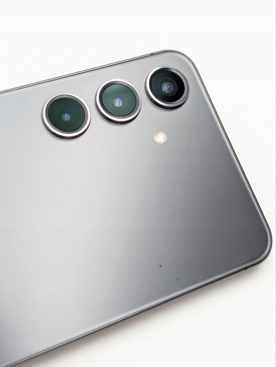 Samsung Galaxy S24 128GB Czarny (Powystawowy)