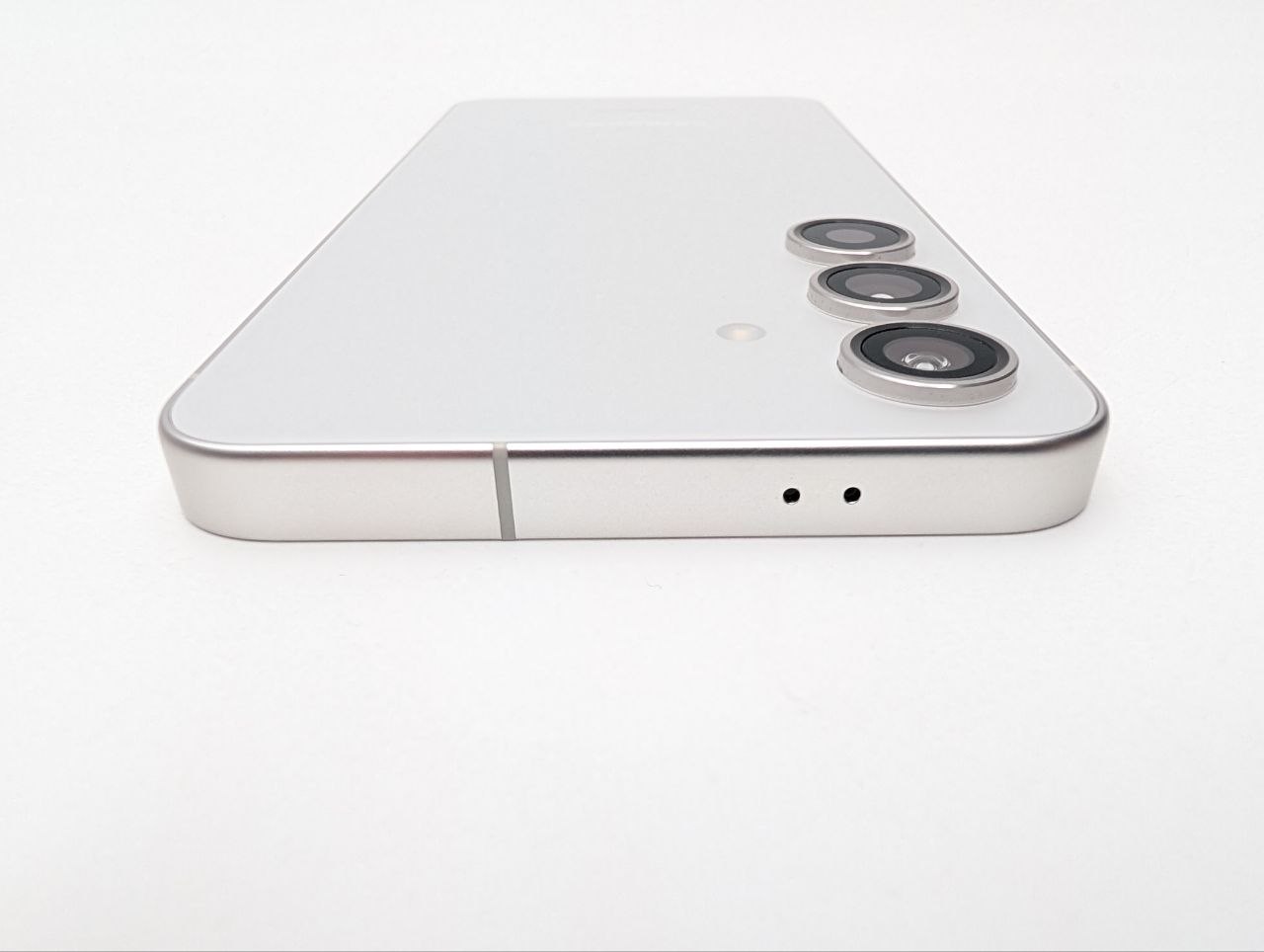 Samsung Galaxy S24 128GB Srebrny (Powystawowy)