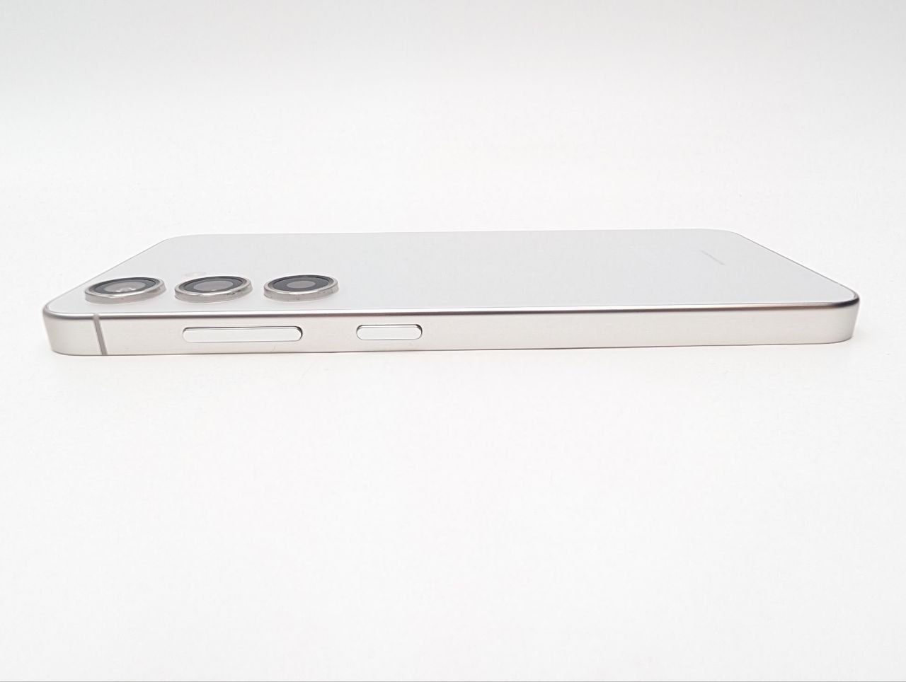 Samsung Galaxy S24 128GB Srebrny (Powystawowy)