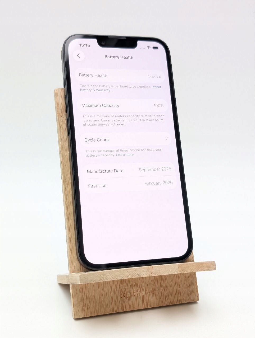 Apple iPhone 16e 128 GB czarny | bateria 100% (Powystawowy)