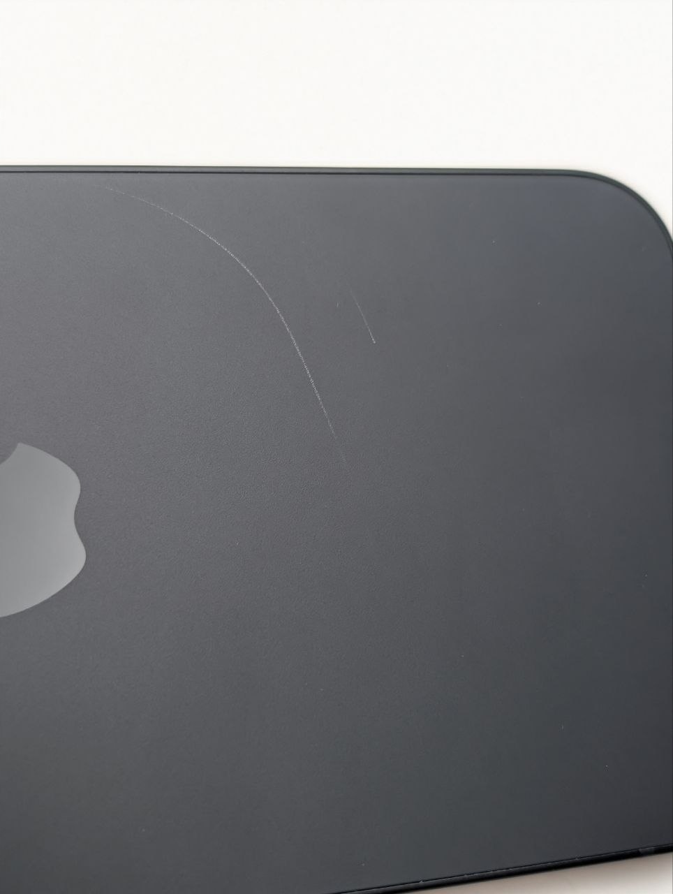 Apple iPhone 16e 128 GB czarny | bateria 100% (Powystawowy)