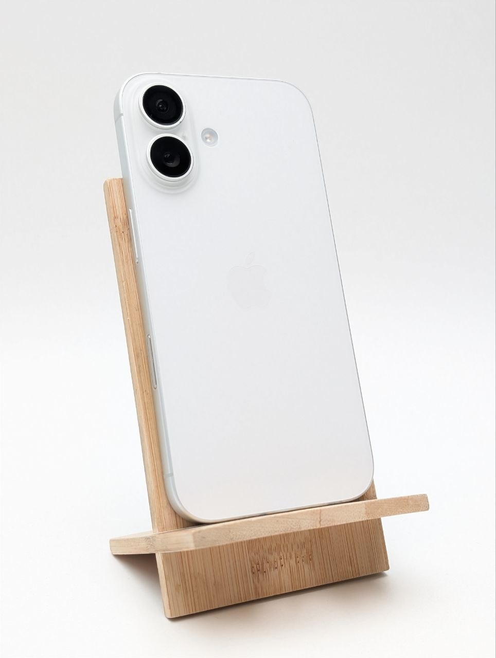 Apple iPhone 16 128GB biały (Powystawowy)