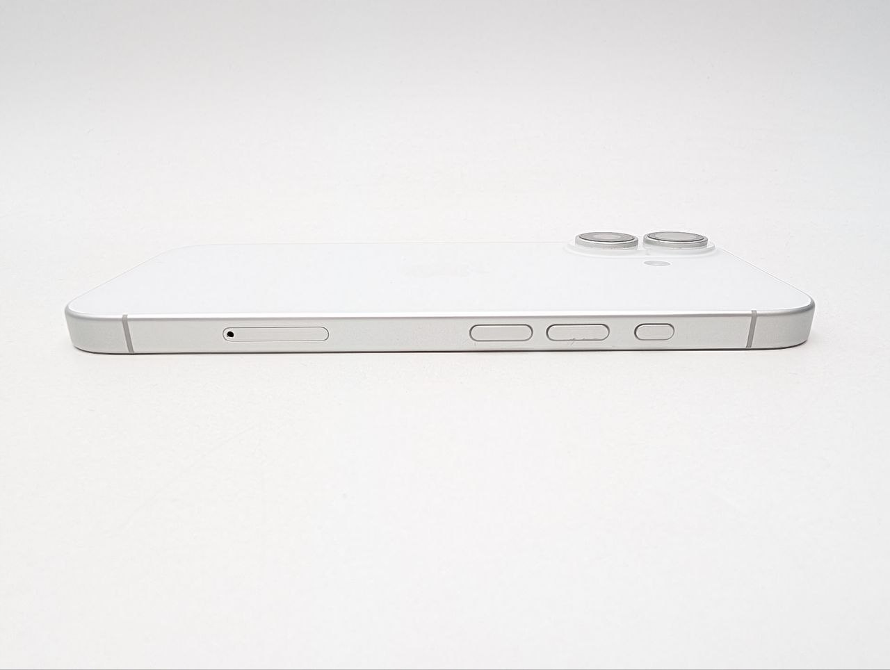 Apple iPhone 16 128GB biały (Powystawowy)
