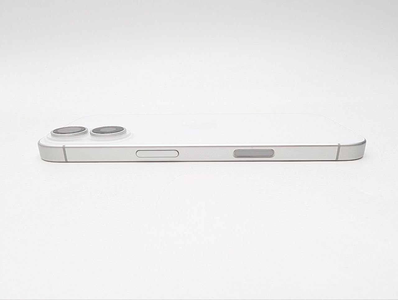 Apple iPhone 16 128GB biały (Powystawowy)