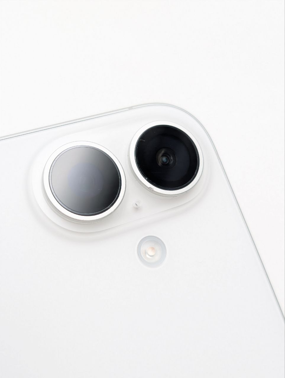 Apple iPhone 16 128GB biały (Powystawowy)