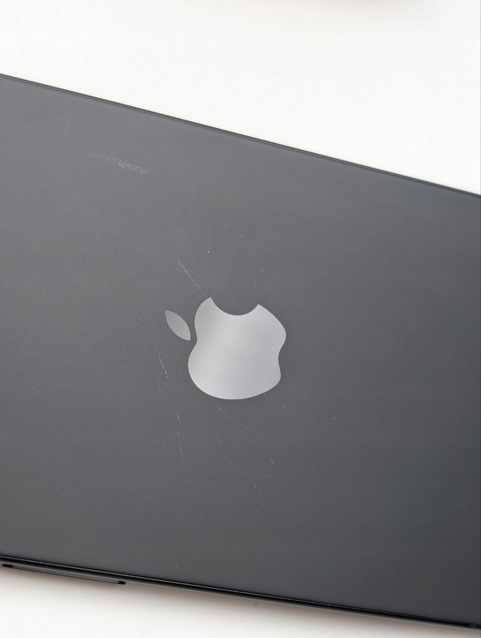 Apple iPhone 16 128GB Czarny | bateria 100% (Powystawowy)