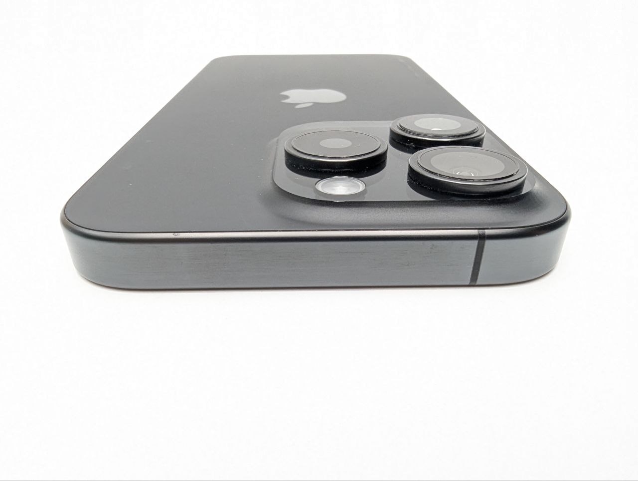 Apple iPhone 15 Pro 128GB Czarny | bateria 100% (Powystawowy)