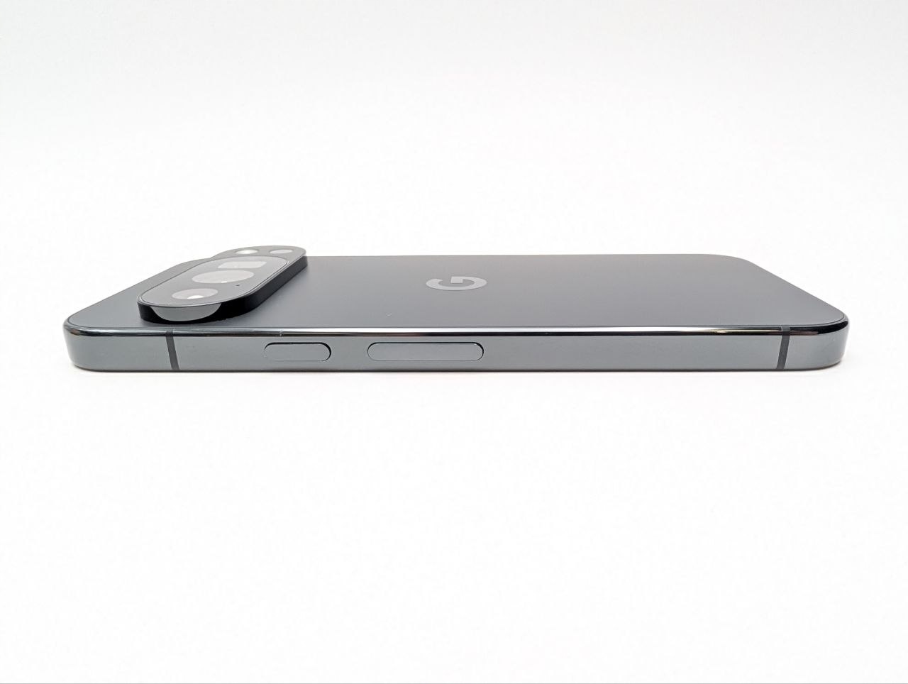 Google Pixel 10 Pro 256GB Obsydian | OUTLET (Powystawowy)