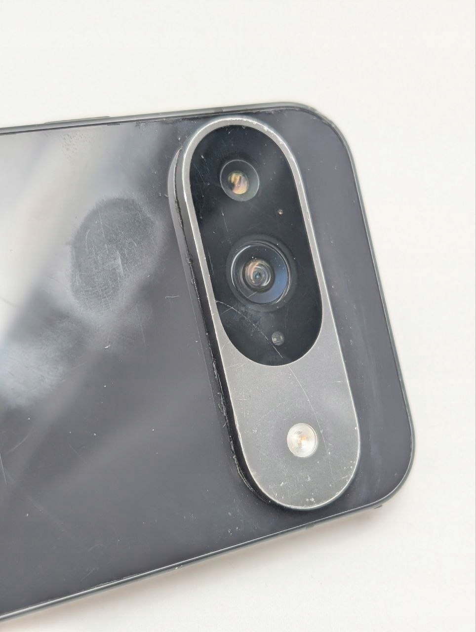 Smartfon Google Pixel 9 12 GB/128 GB 5G Czarny (Powystawowy)