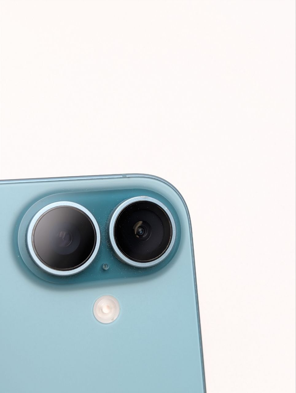 Apple iPhone 16 Plus 128GB Berylowa Zieleń (Powystawowy)