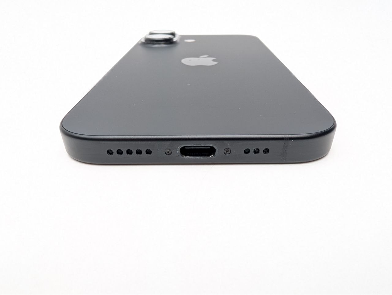 Apple iPhone 16 128GB Czarny (Powystawowy)