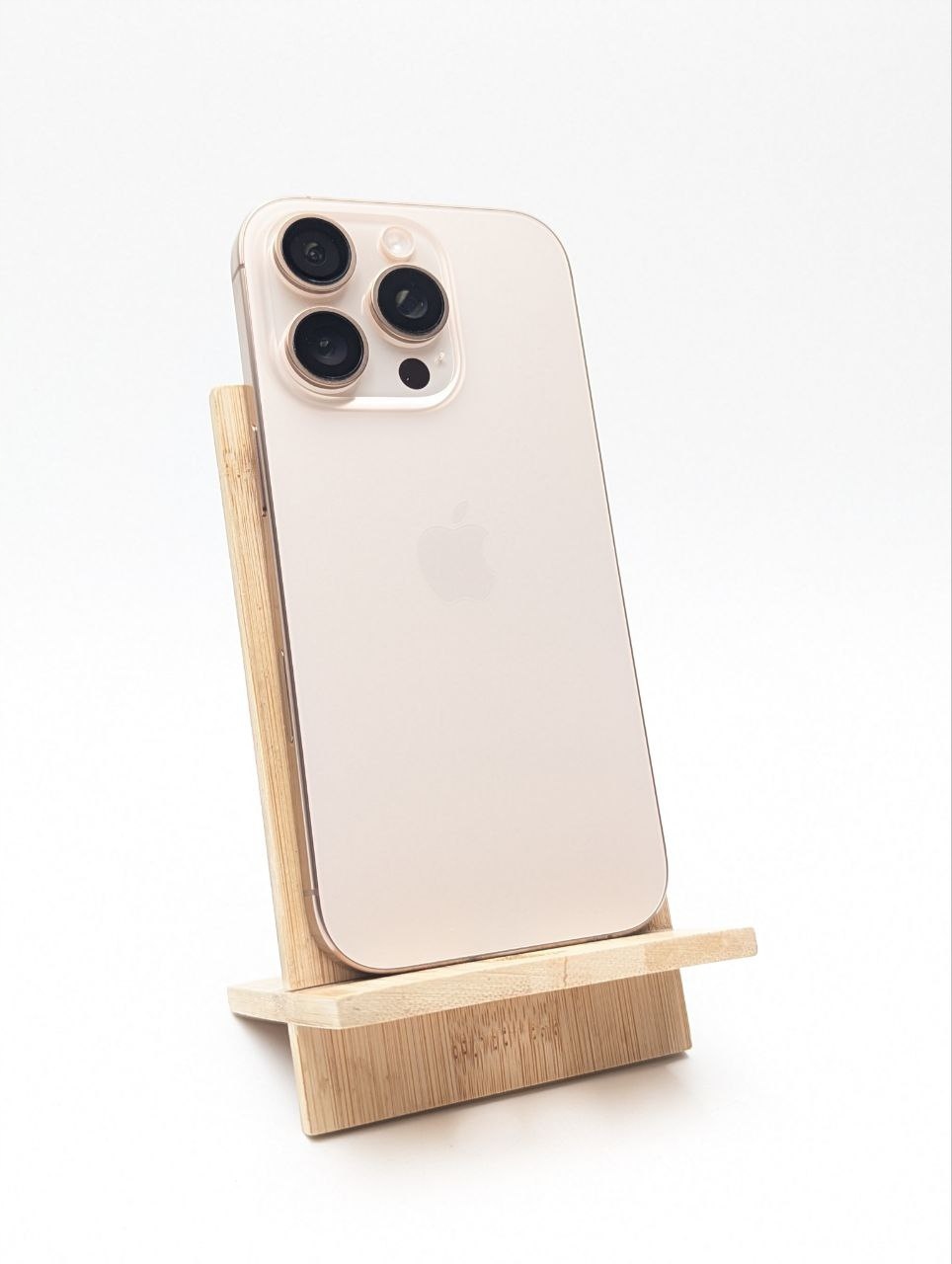 Apple iPhone 16 Pro 256GB Tytan Pustynny| eSim (Używany)