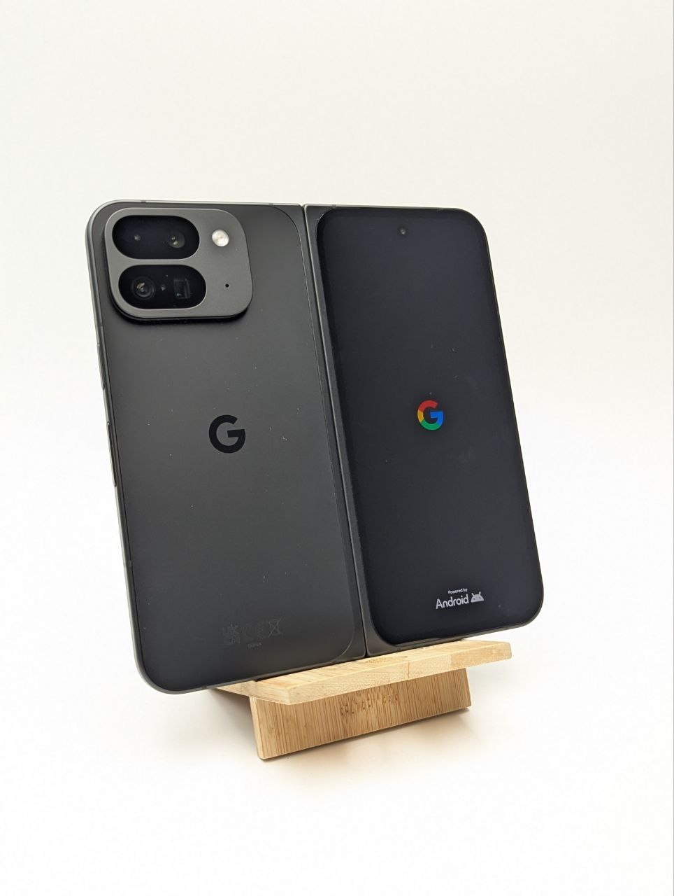 Google Pixel 9 Pro Fold 256GB Czarny (Powystawowy)