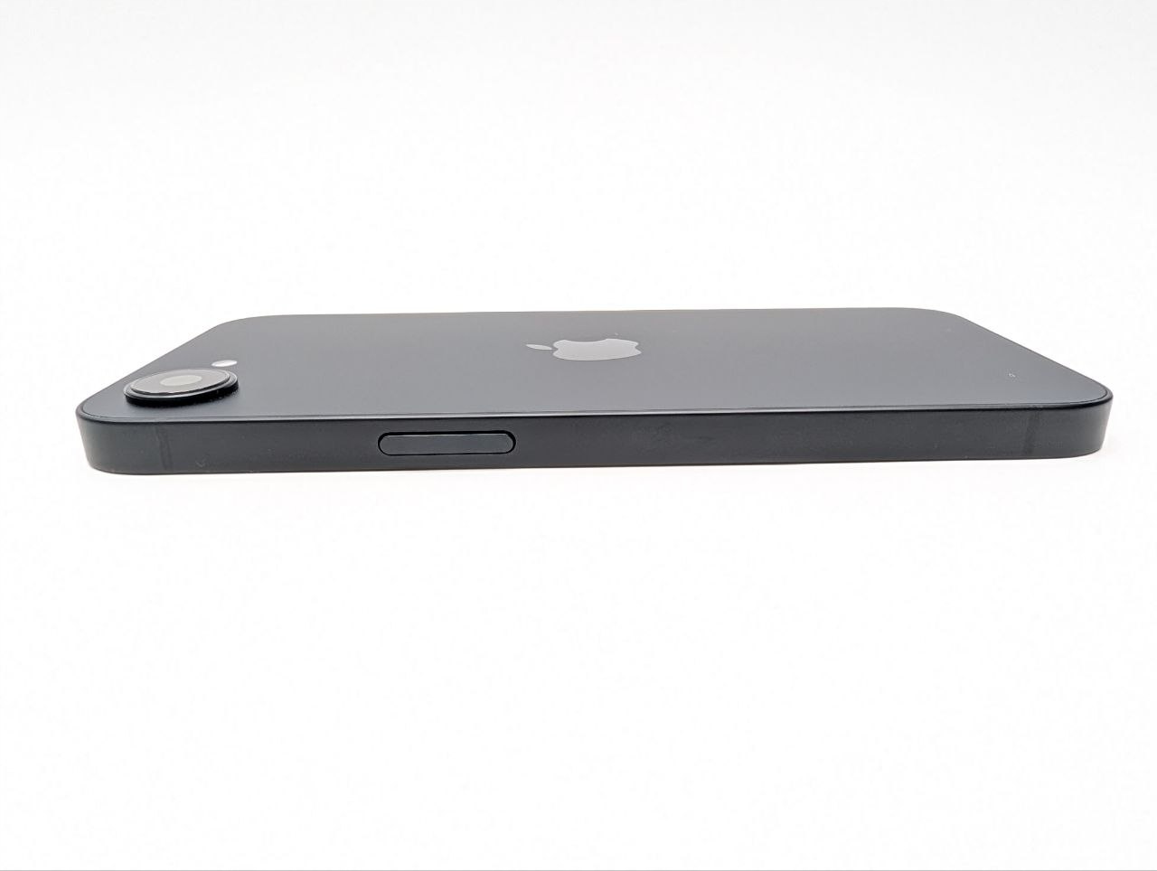 Apple iPhone 16e 128 GB czarny | bateria 100% (Powystawowy)