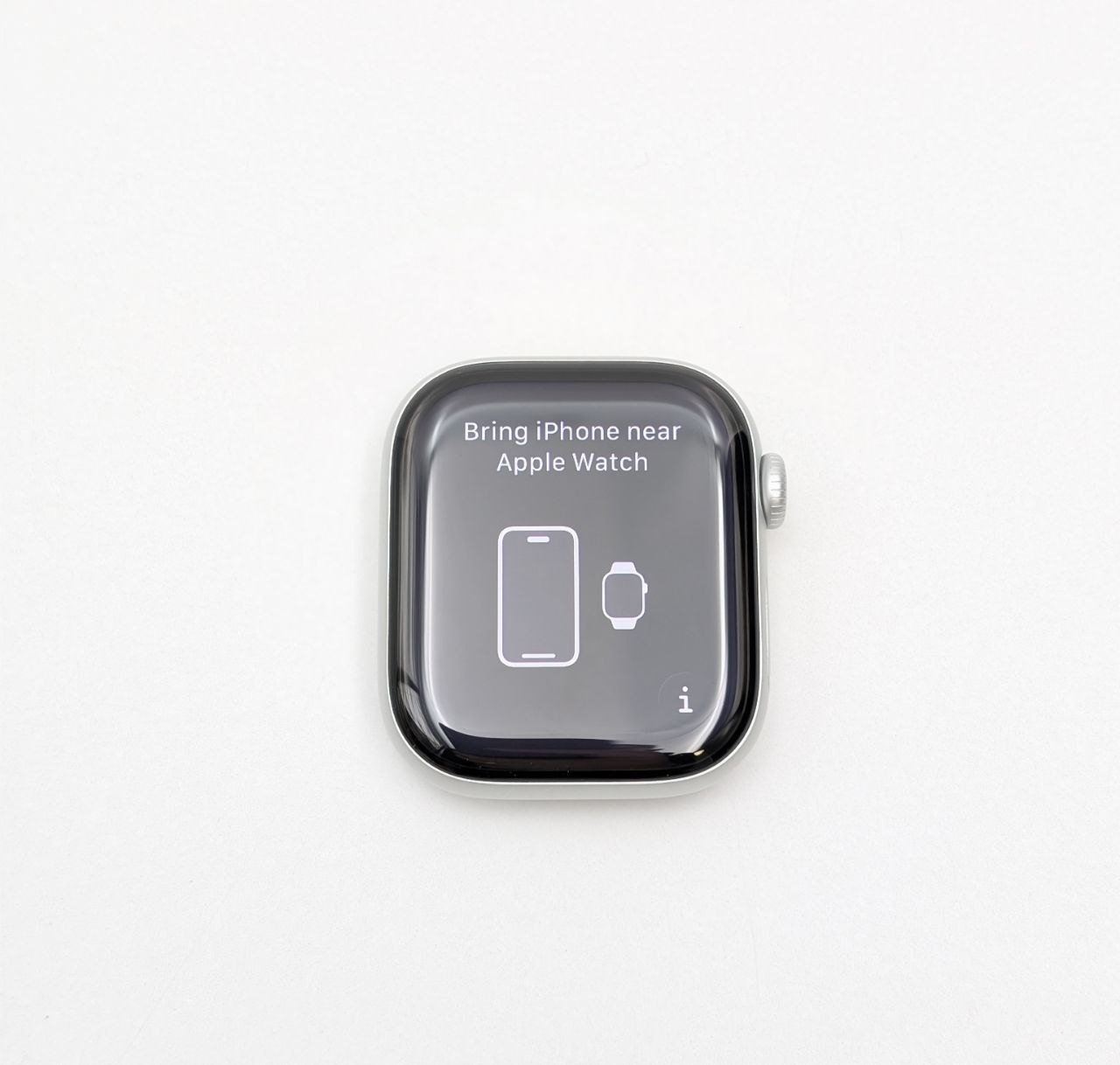 Apple Watch Series 11 GPS 42mm srebrny z paskiem S/M (Powystawowy)