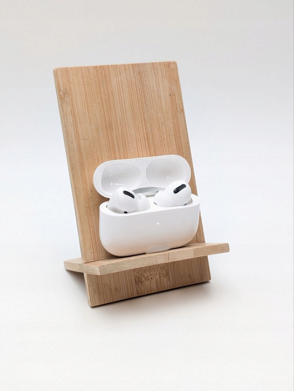 Słuchawki bezprzewodowe dokanałowe Apple AirPods Pro 1 gen (Używany)