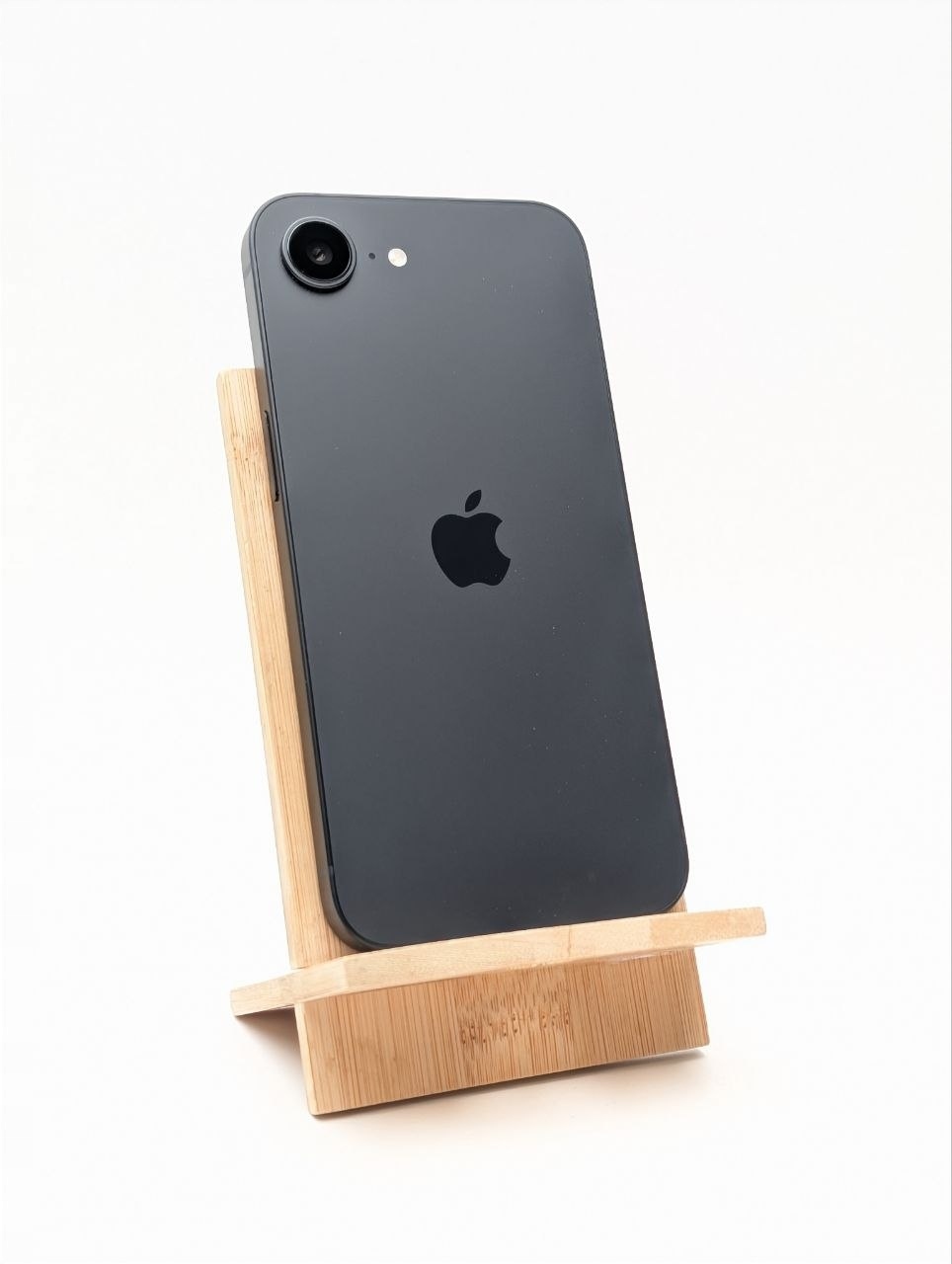 Apple iPhone 16e 128 GB czarny | bateria 100% | jak nowy (Odnowiony przez producenta)