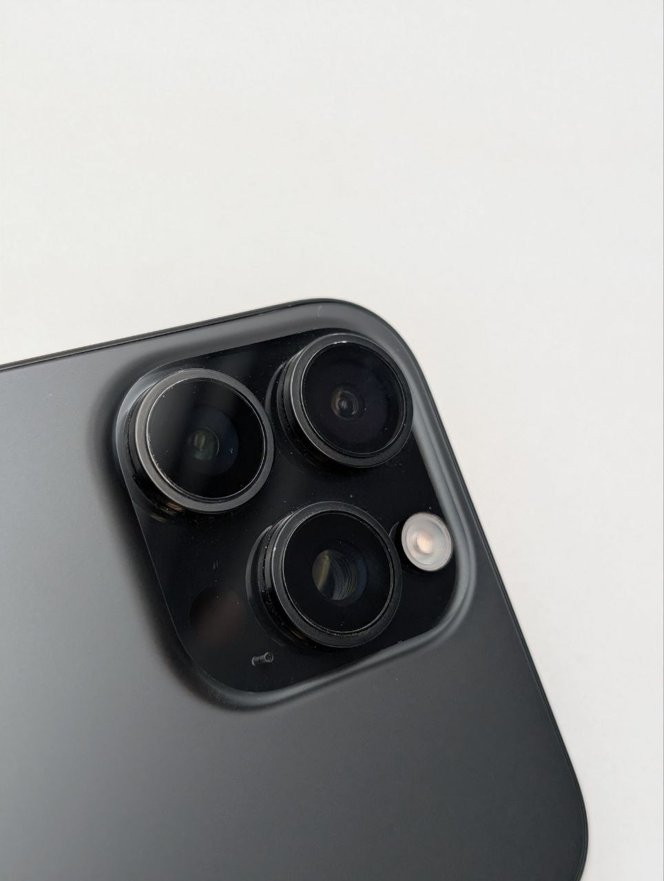 Apple iPhone 16 Pro Max 256GB Tytan czarny (Powystawowy)