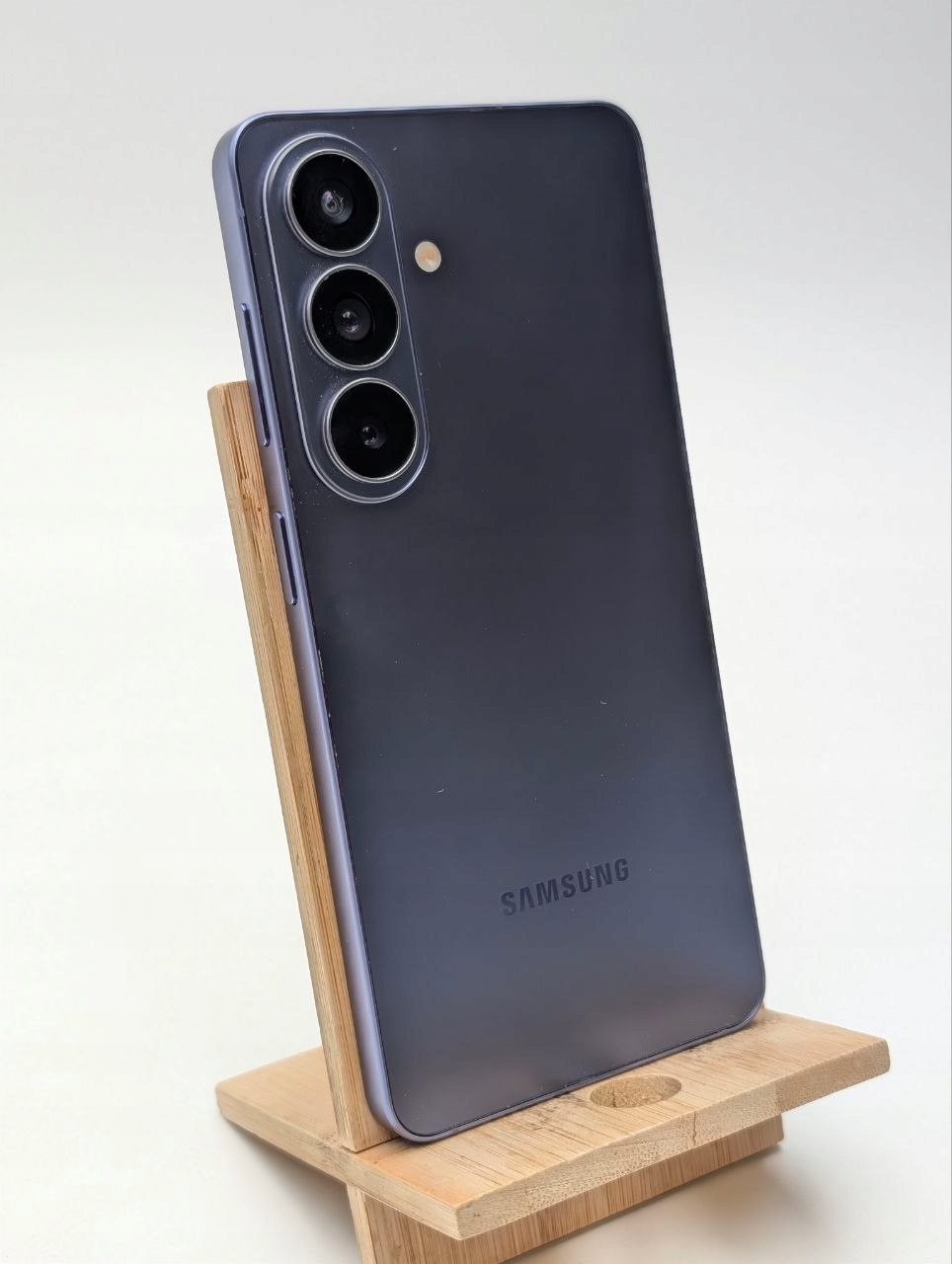 Samsung Galaxy S26 512GB Fioletowy (Powystawowy)