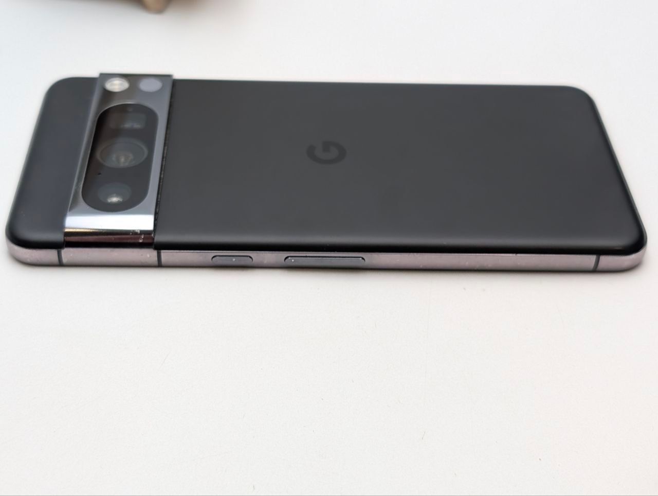 Google Pixel 8 Pro 128GB Czarny (Powystawowy)
