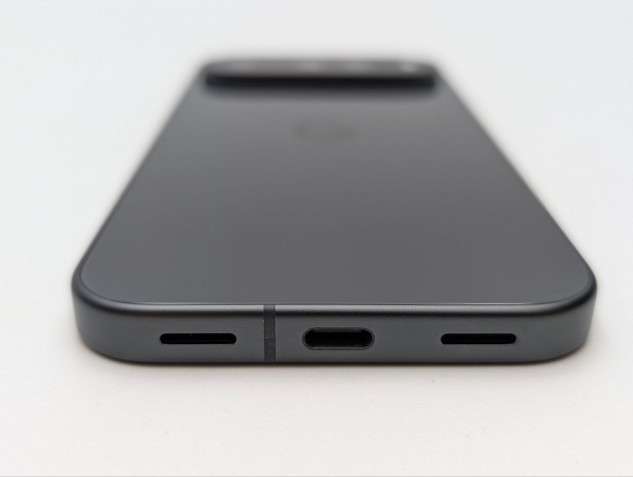 Google Pixel 10 256GB Obsydian (Powystawowy)