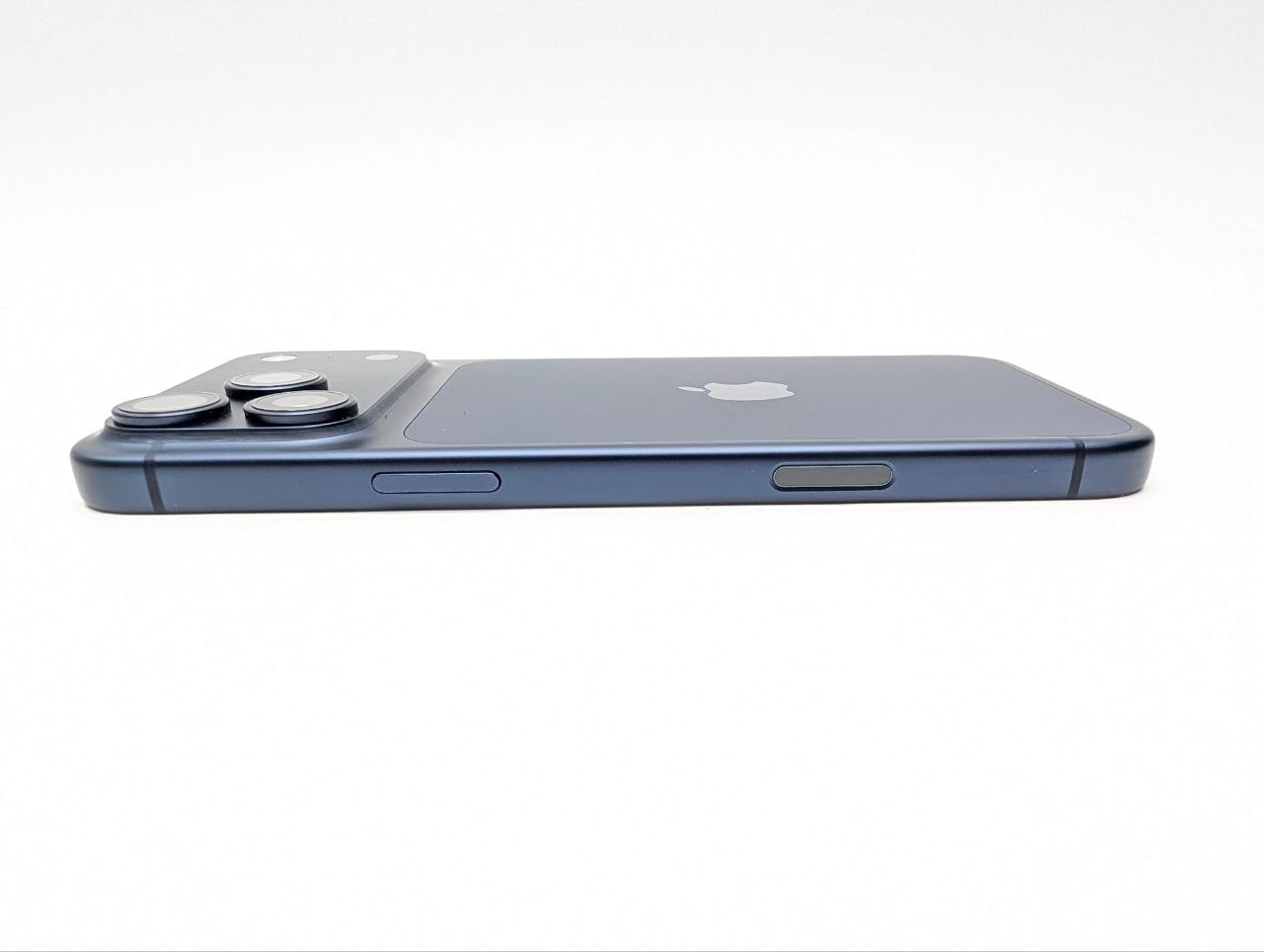 Apple iPhone 17 Pro Max 256 GB Głębinowy błękit | eSim | bateria 100% (Powystawowy)