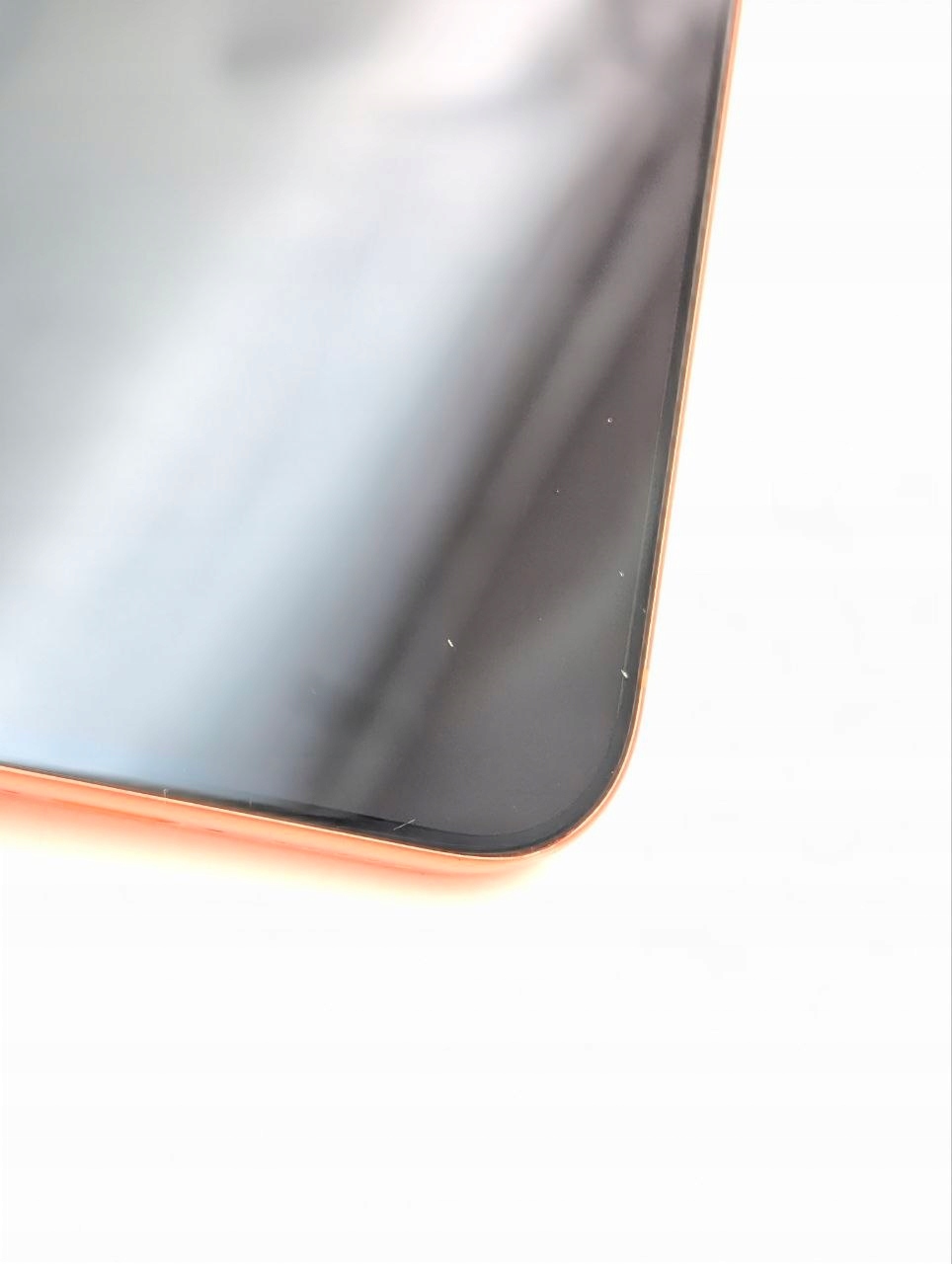 Apple iPhone 17 Pro 256 GB Kosmiczny pomarańcz | eSim | bateria 100% (Powystawowy)