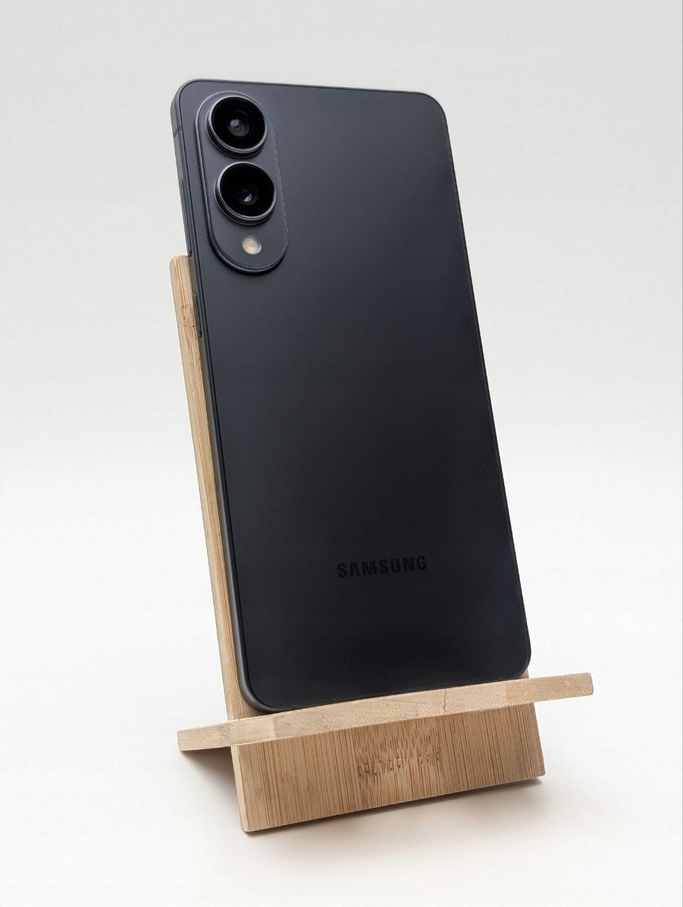 Samsung Galaxy S25 Edge 256GB Tytanowy Czarny| Jak nowy (Powystawowy)