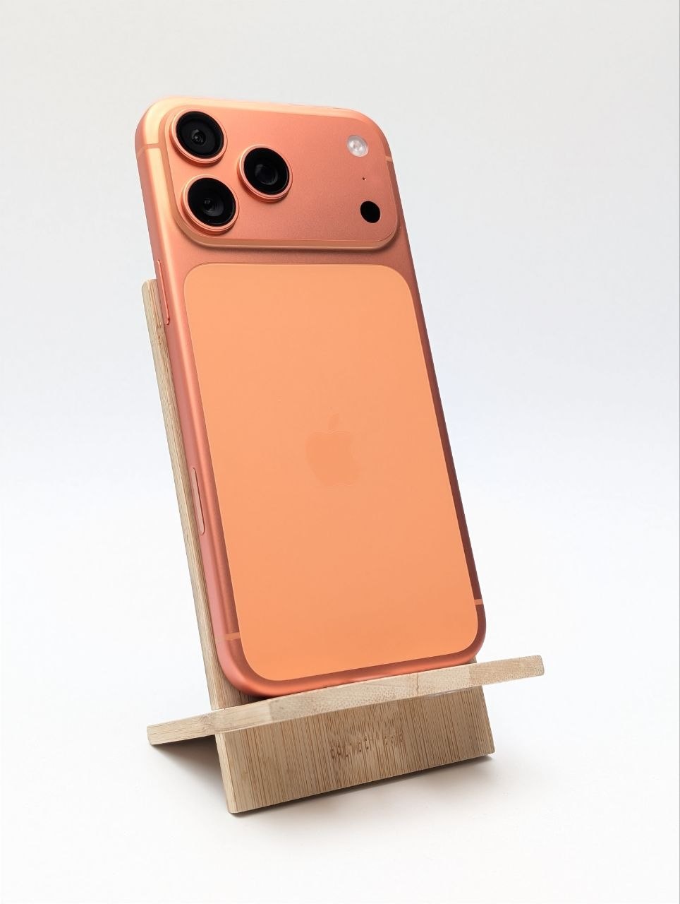 Apple iPhone 17 Pro Max 256 GB Kosmiczny pomarańcz | eSim | bateria 100% (Powystawowy)