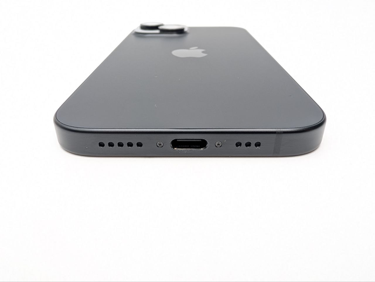 Apple iPhone 15 128GB Czarny (Powystawowy)