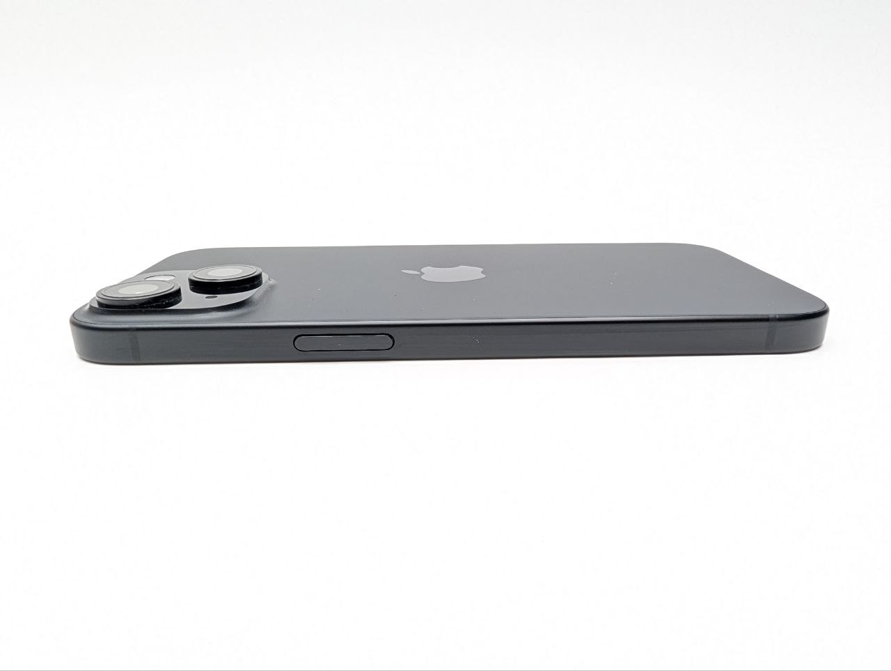 Apple iPhone 15 128GB Czarny (Powystawowy)