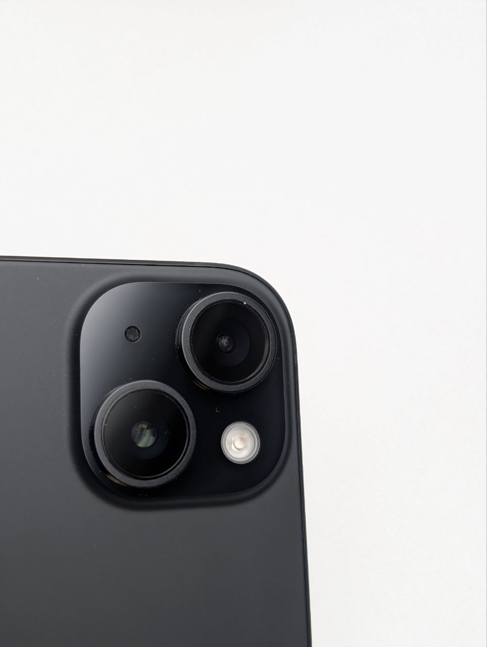 Apple iPhone 15 128GB Czarny (Powystawowy)