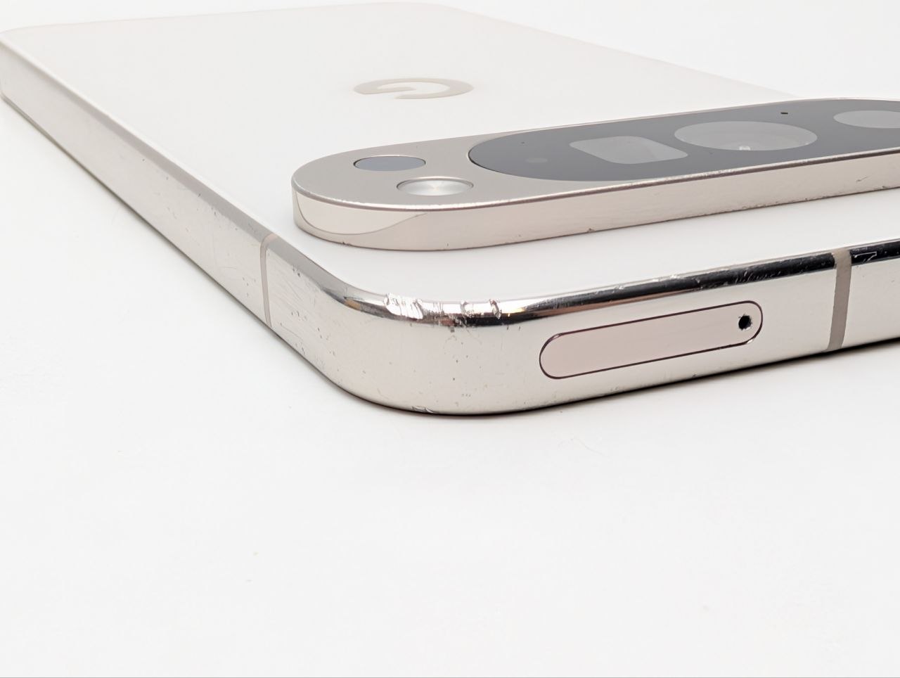 Google Pixel 10 Pro XL 256GB Porcelanowy (Używany)