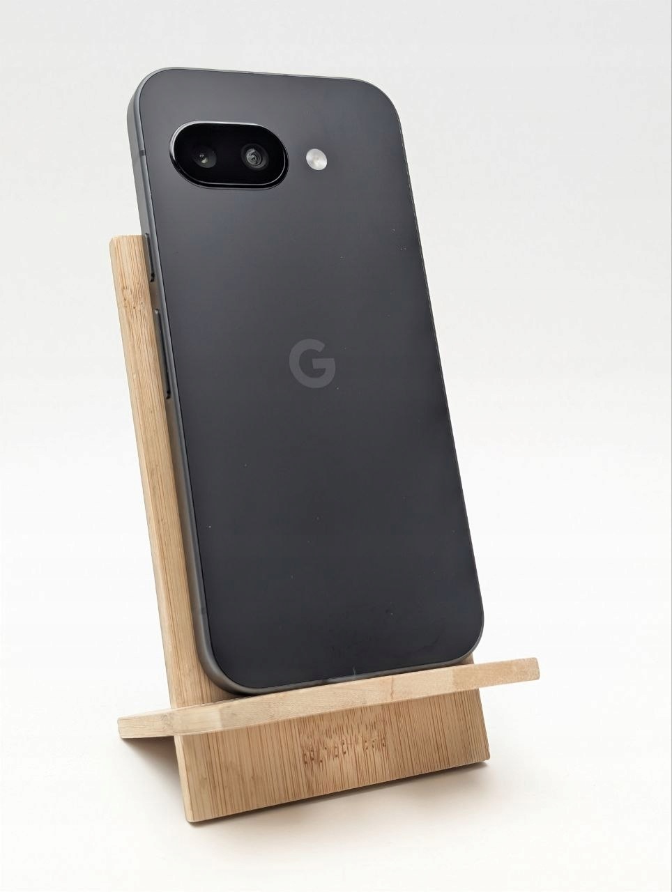 Google Pixel 9a 128GB Obsydian (Powystawowy)
