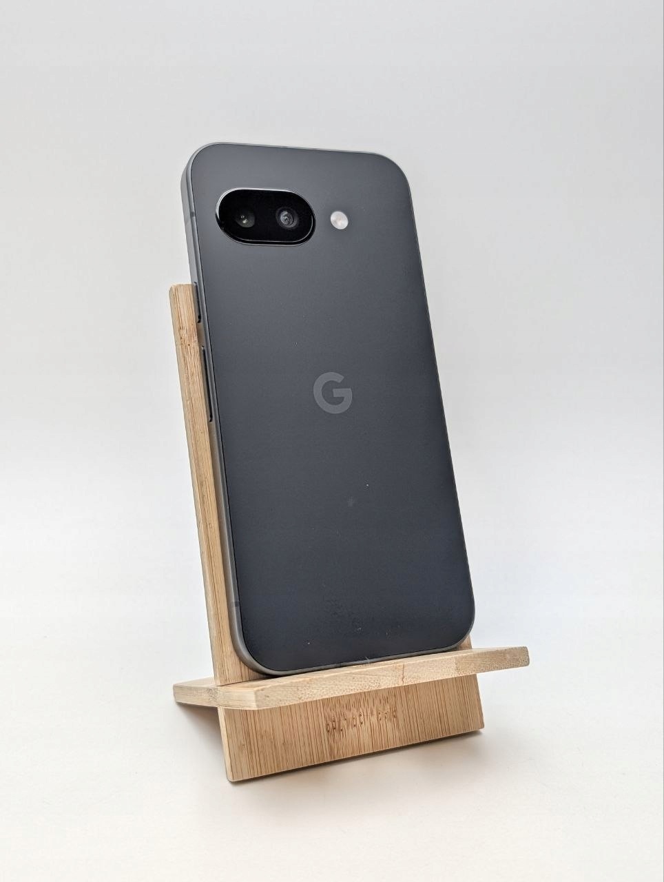 Google Pixel 9a 128GB Obsydian (Powystawowy)