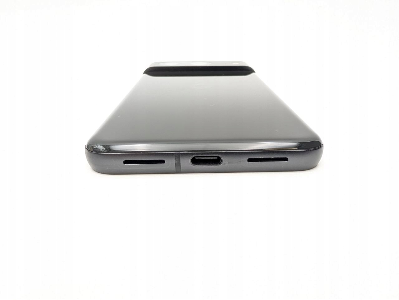 Google Pixel 8 128GB Czarny (Powystawowy)