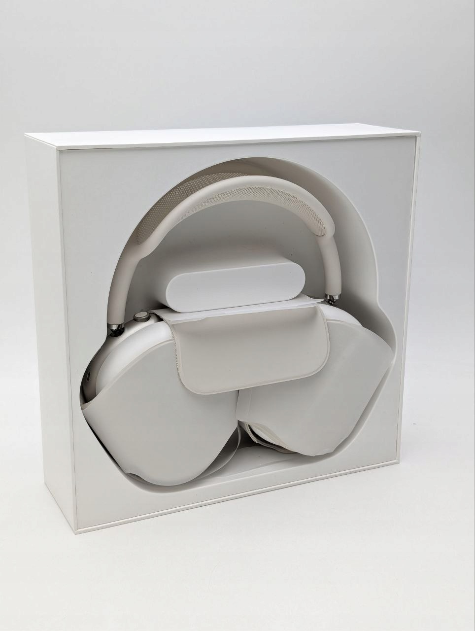 Słuchawki bezprzewodowe nauszne Apple AirPods Max Księżycowa Poświata USB-C (Po zwrocie)