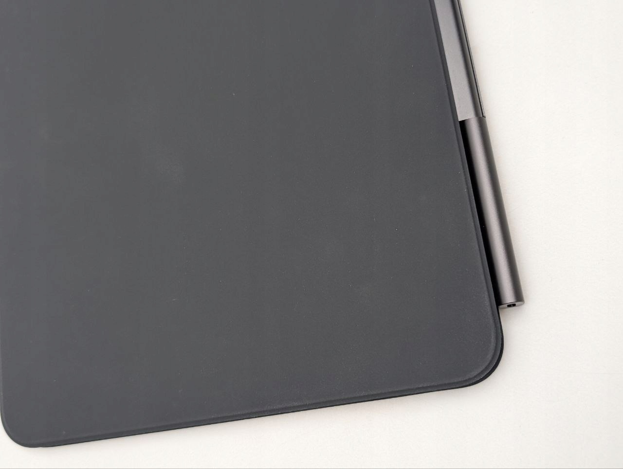 Klawiatura Apple do Apple iPada Pro 11” M4/M5 Czarna USA (Powystawowy)
